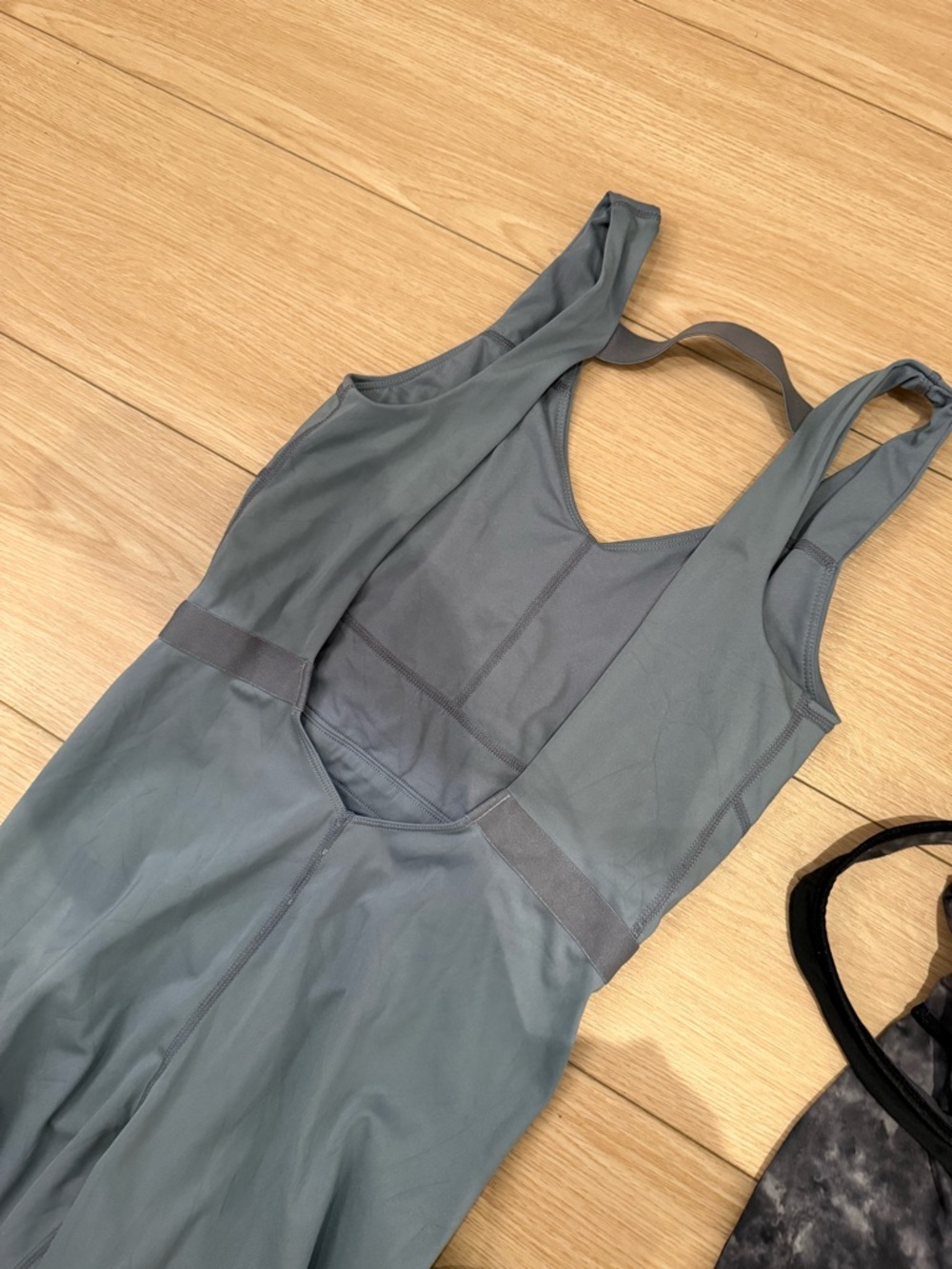 Fabletics Women’s Jumpsuit Duo - Slate Blue & Charcoal Tie-Dye - Picture 4 of 5